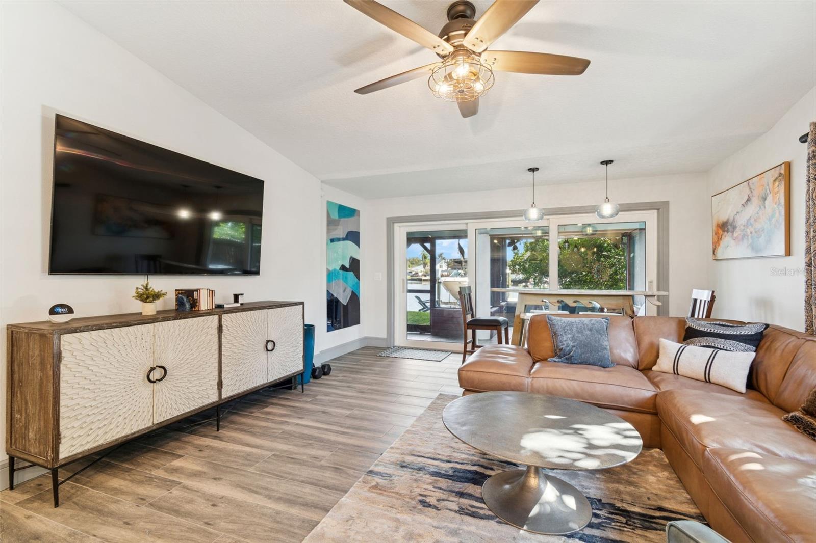 SUN-LIT SHORES - Residential Lease