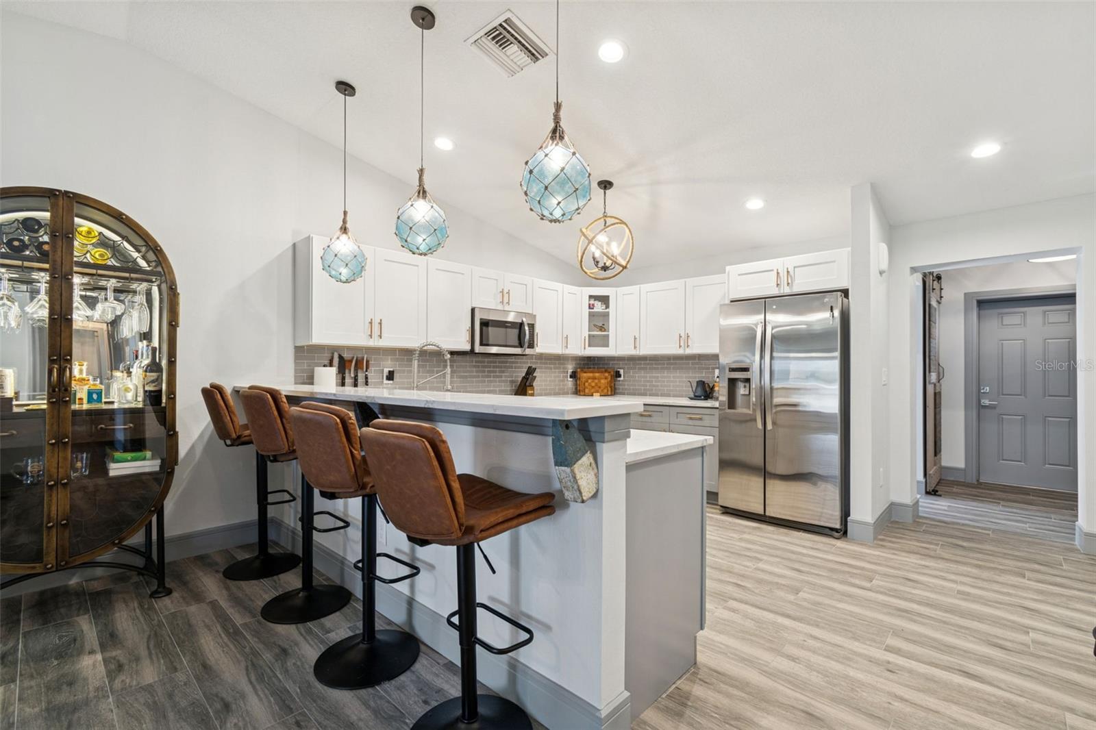 SUN-LIT SHORES - Residential Lease