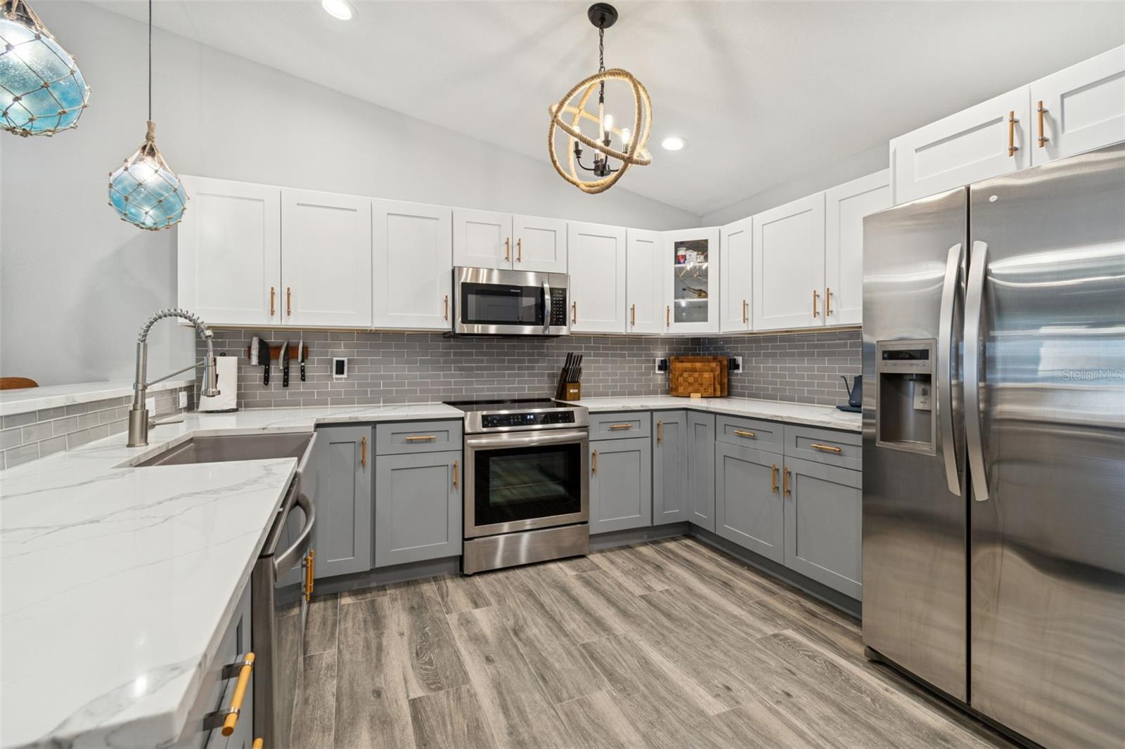 SUN-LIT SHORES - Residential Lease