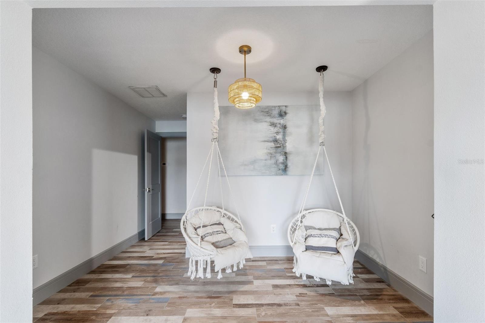 SUN-LIT SHORES - Residential Lease