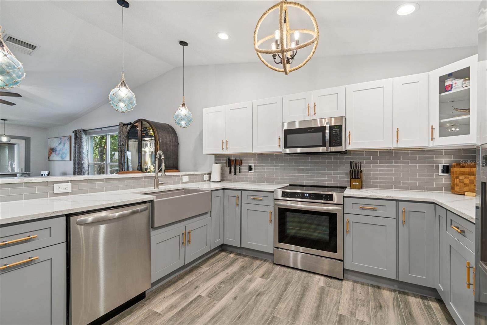 SUN-LIT SHORES - Residential Lease