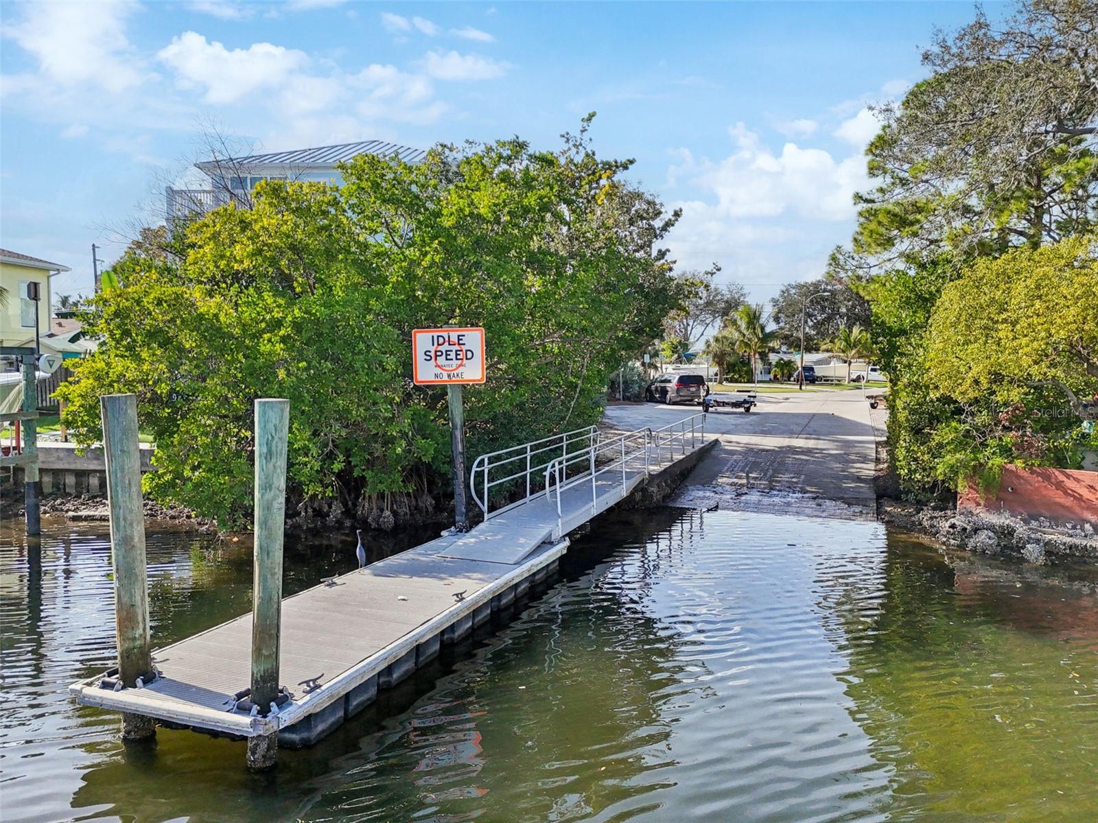 SUN-LIT SHORES - Residential Lease