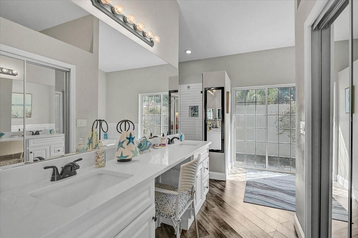 THE HIGHLANDS - Residential