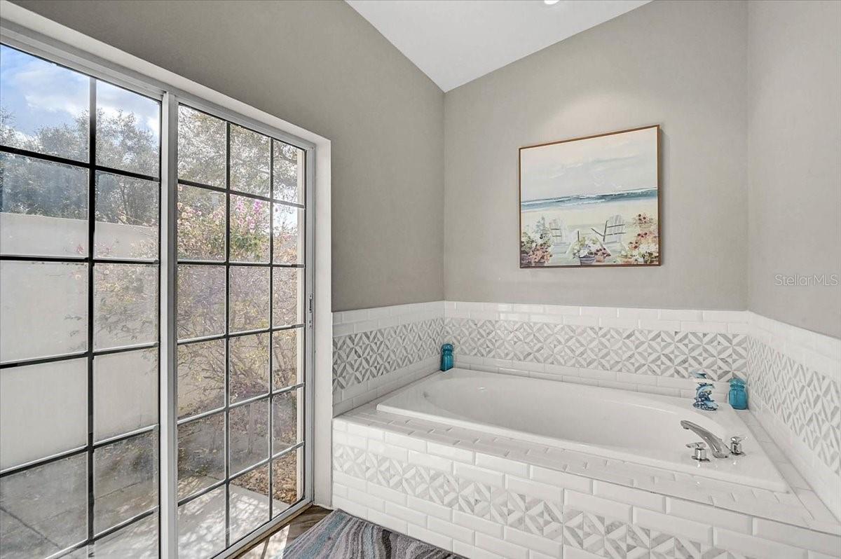 THE HIGHLANDS - Residential