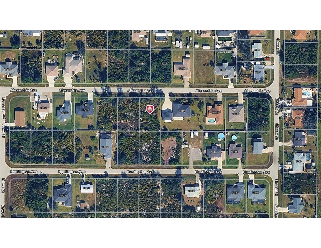 Photo of 10451 Alexandria Avenue, Englewood, FL 34224 (MLS # D6149102)