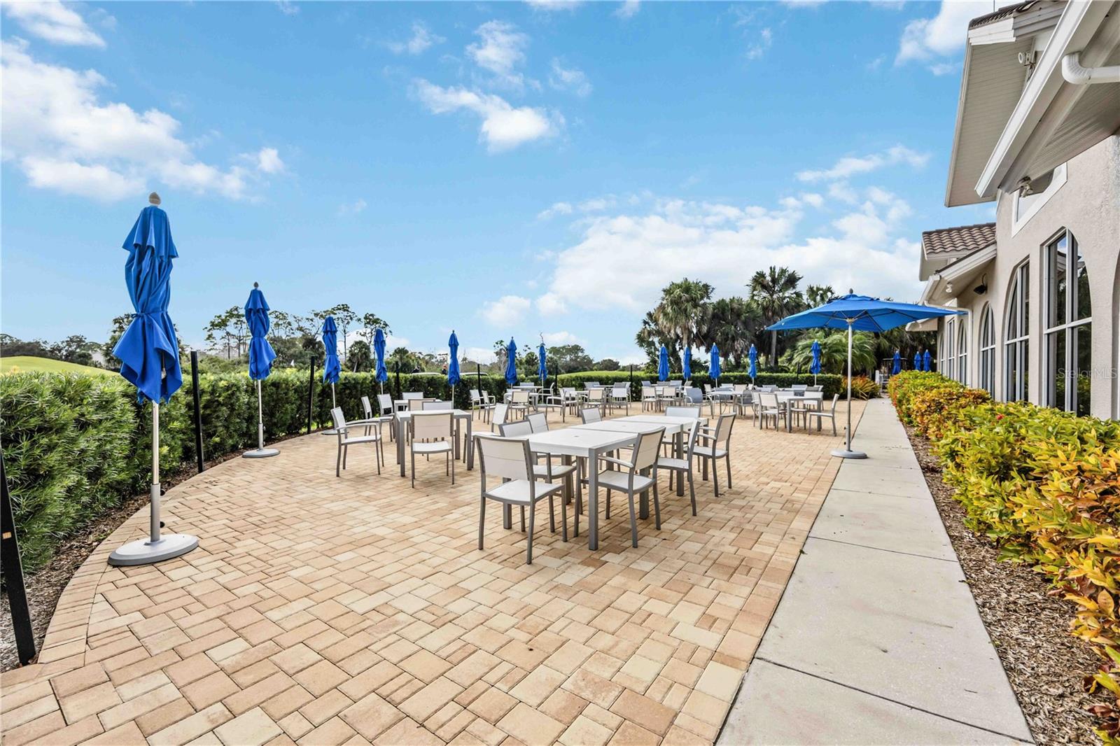 STONEYBROOK GOLF & COUNTRY CLUB - Residential