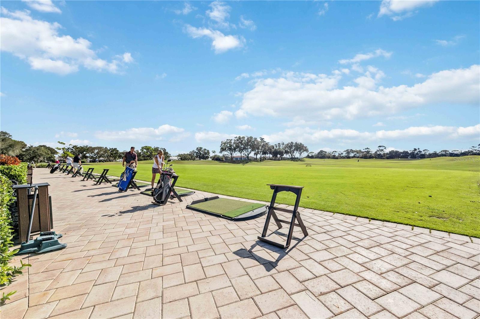 STONEYBROOK GOLF & COUNTRY CLUB - Residential