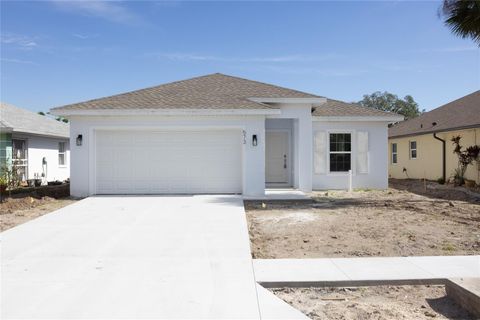 A home in PORT CHARLOTTE