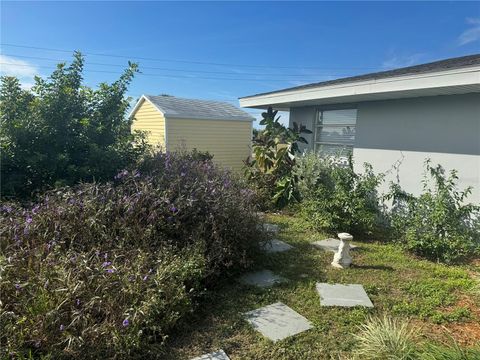 A home in PORT CHARLOTTE