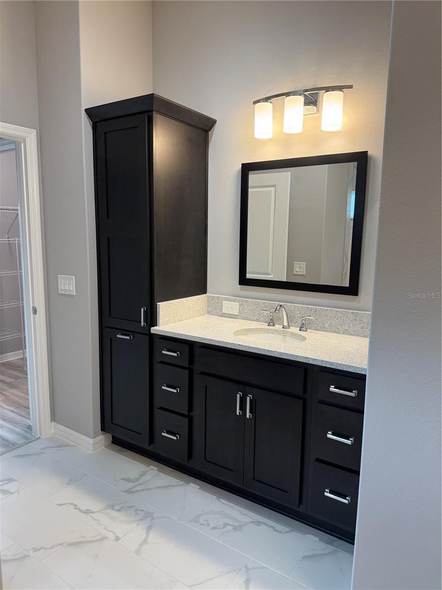 LAKE DENHAM - Residential Lease