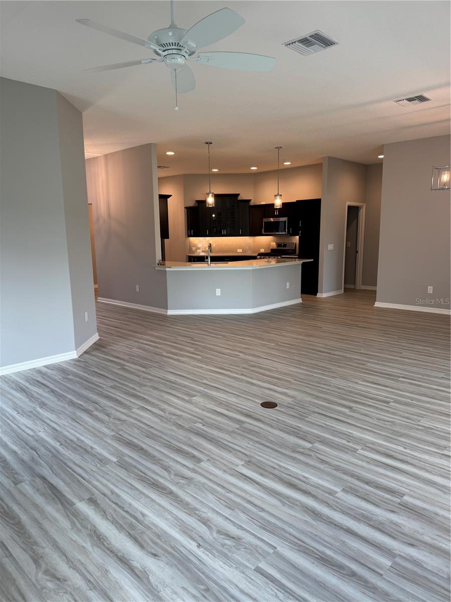 LAKE DENHAM - Residential Lease