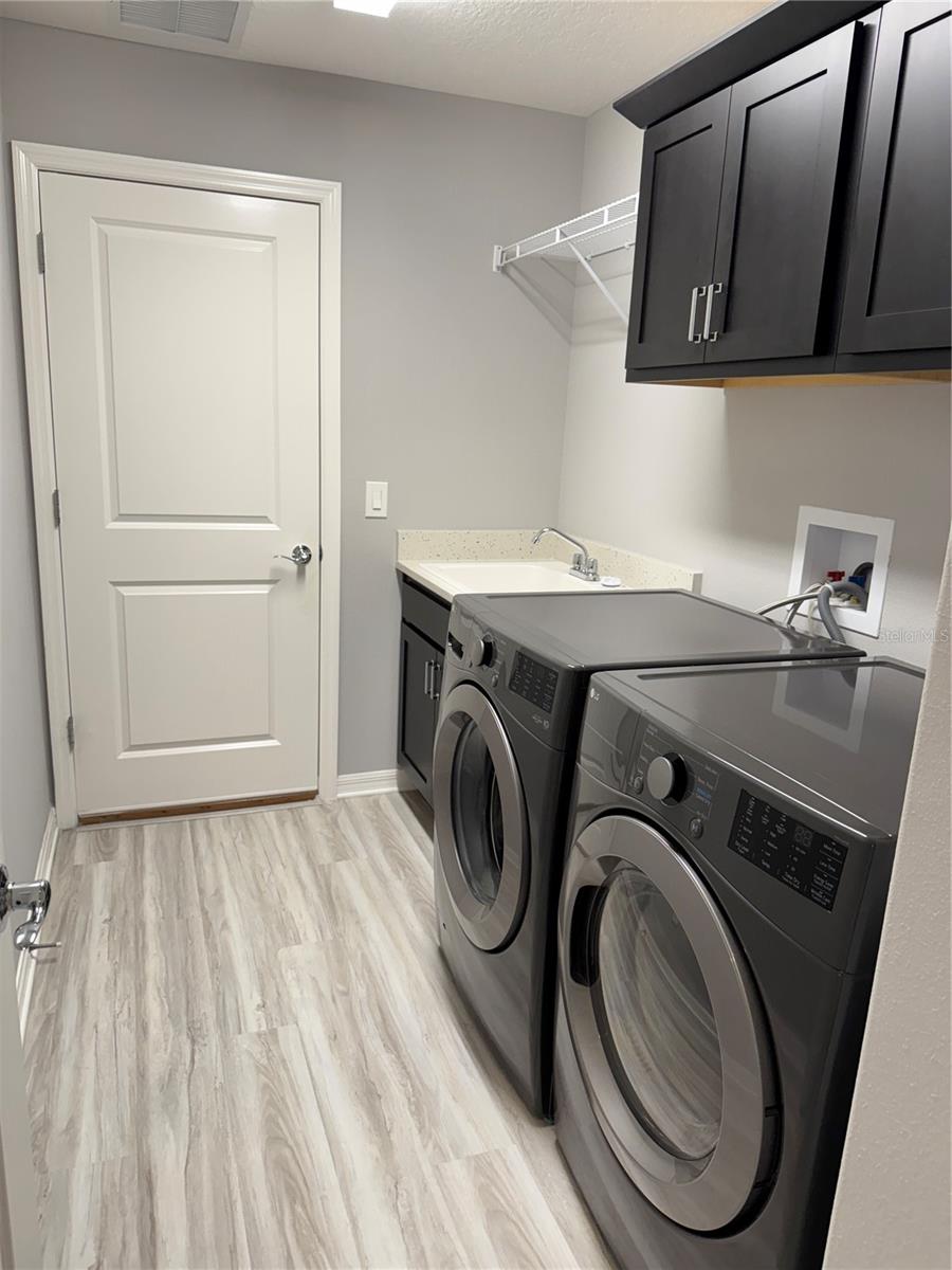 LAKE DENHAM - Residential Lease