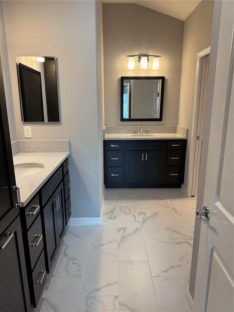 LAKE DENHAM - Residential Lease