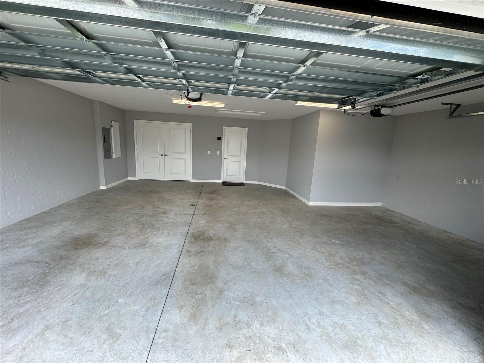 LAKE DENHAM - Residential Lease