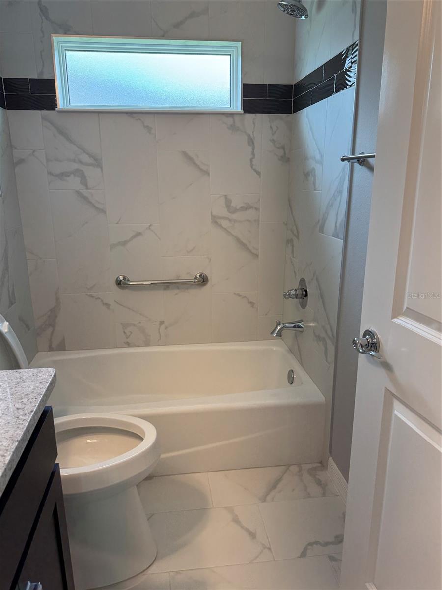 LAKE DENHAM - Residential Lease