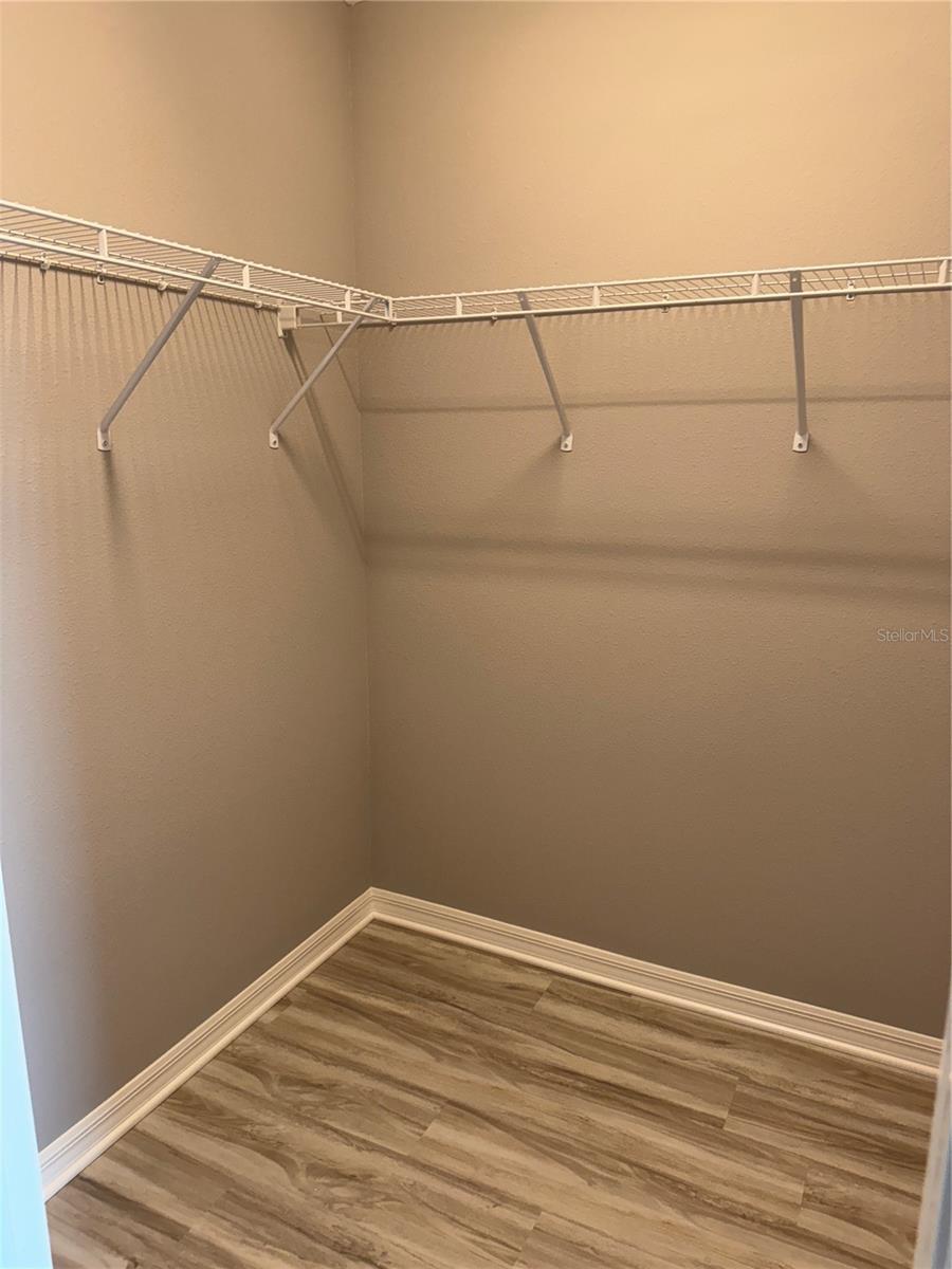 LAKE DENHAM - Residential Lease