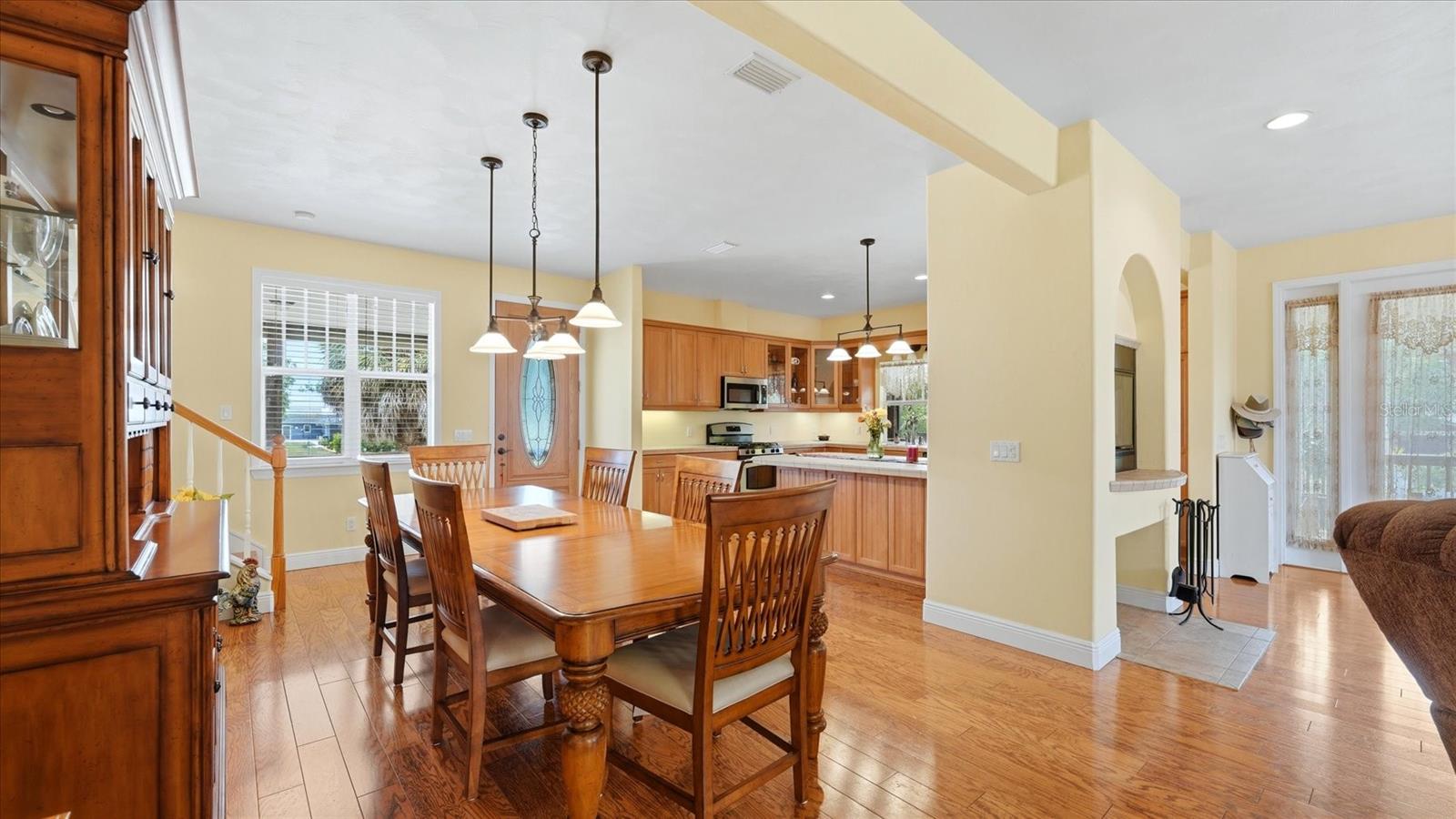 280 W COWLES STREET