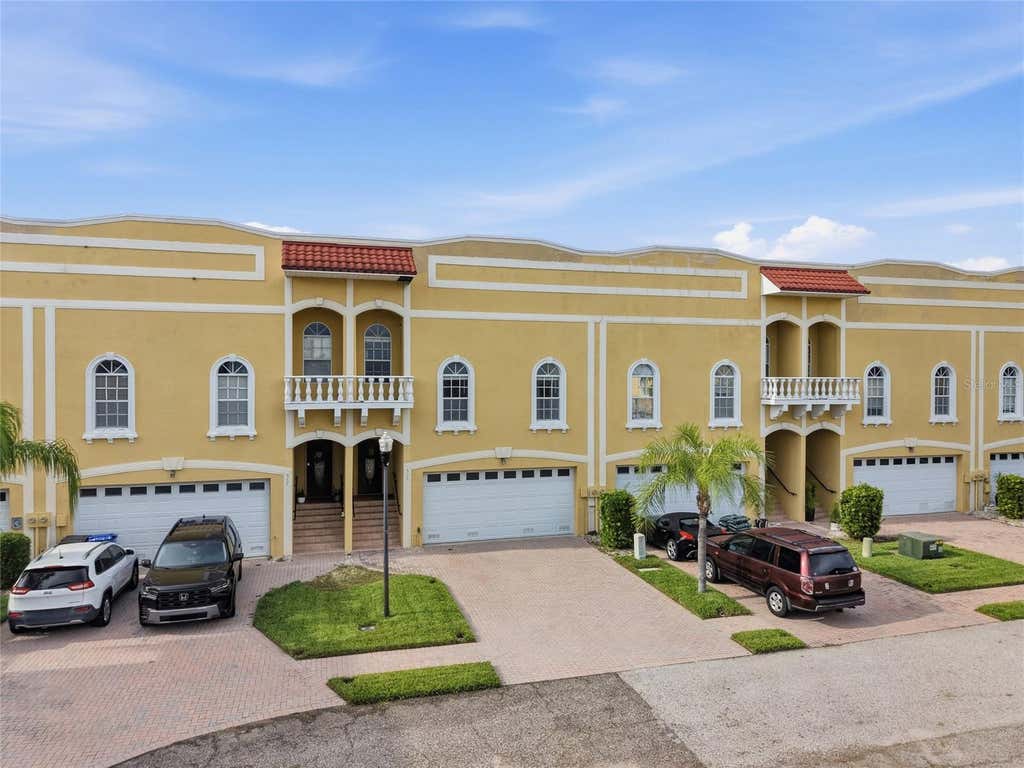 Photo of 515 Villa Treviso Court, Apollo Beach, FL 33572 (MLS # TB8536798)