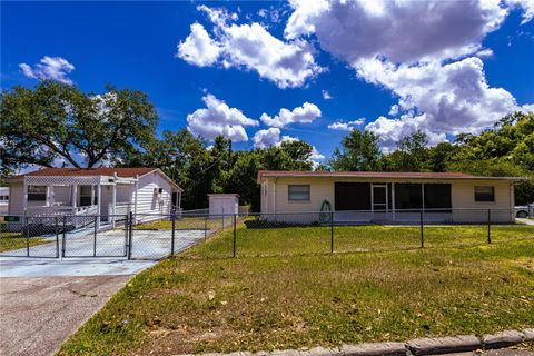 Photo of 202 Orangeview Lane, Lakeland, FL 33803 (MLS # L4961341)