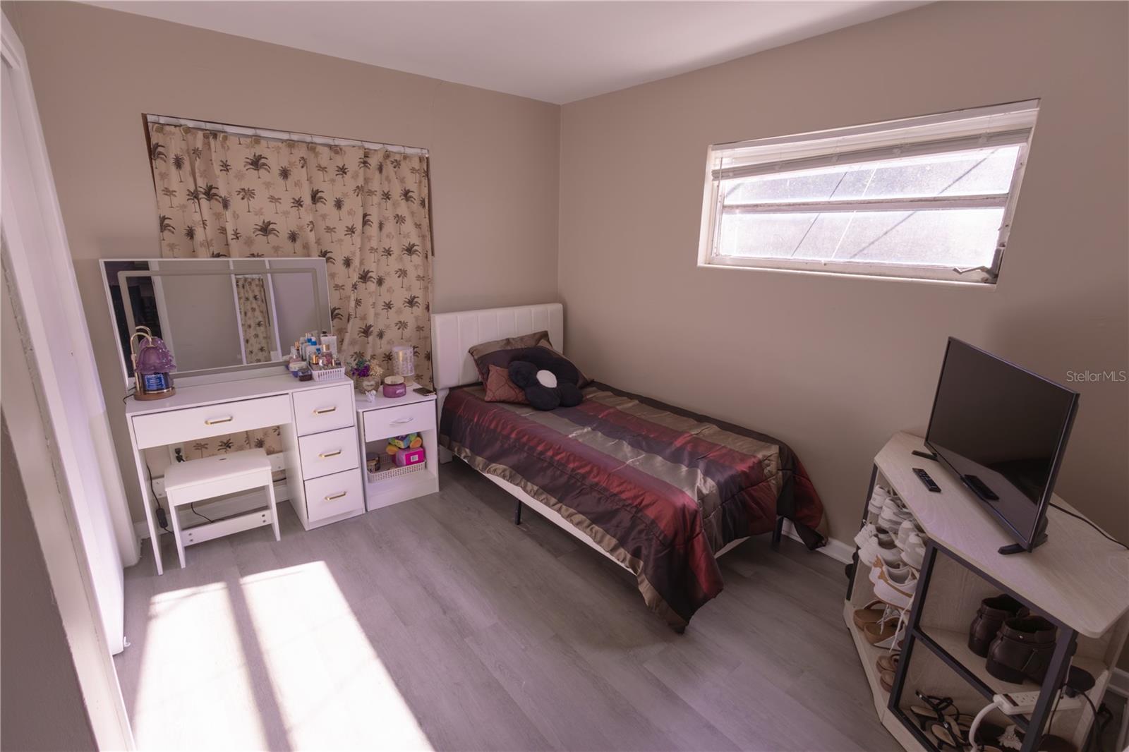 GROVEMONT SUB - Residential Income