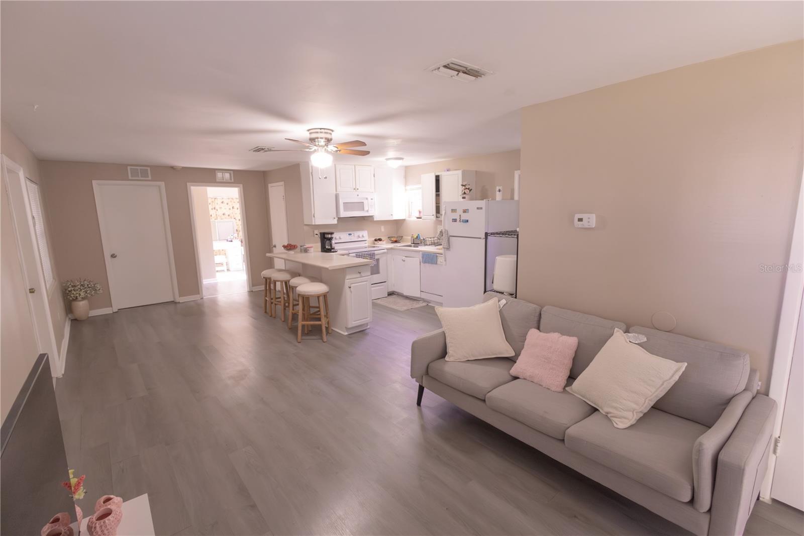GROVEMONT SUB - Residential Income