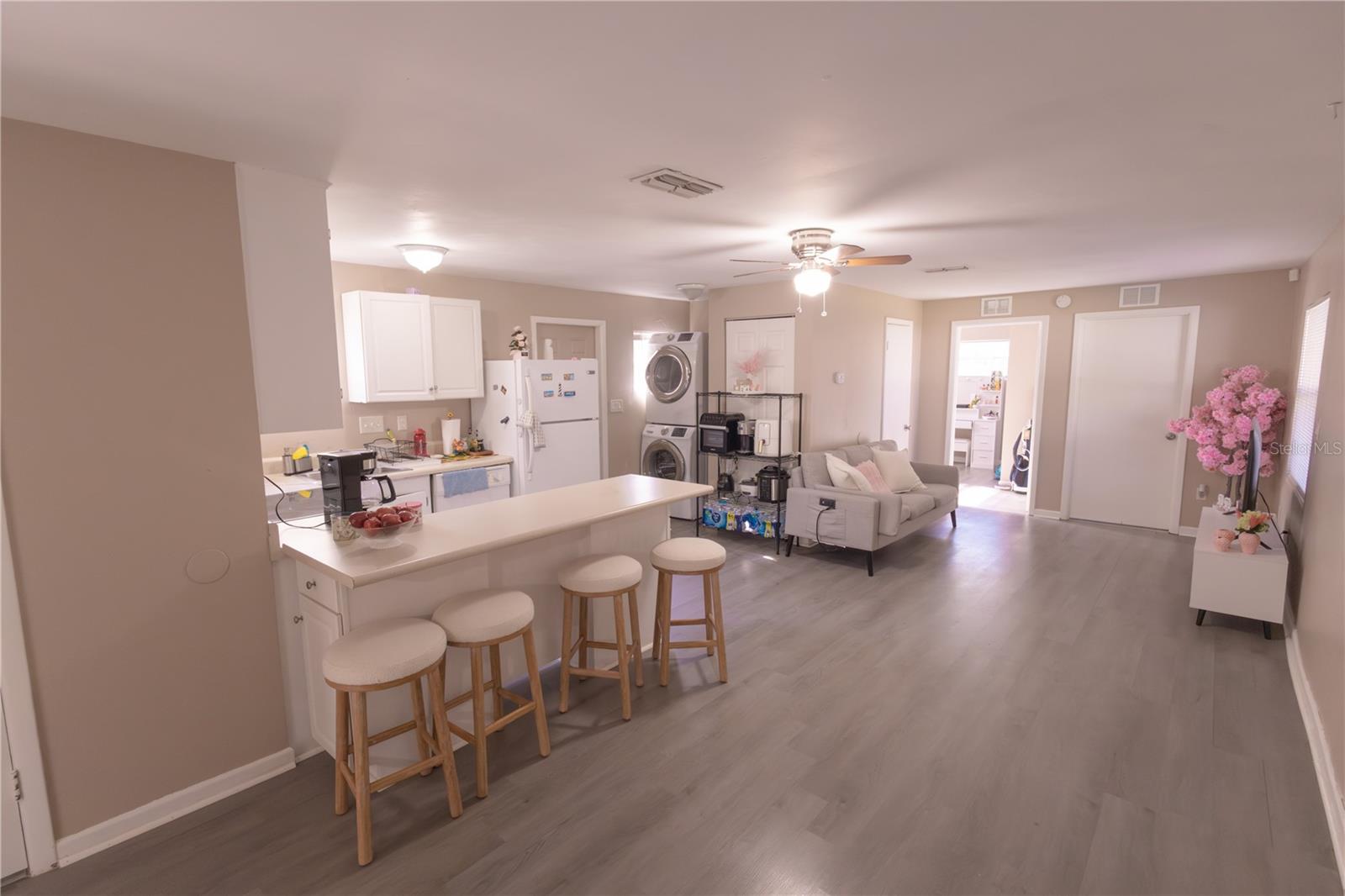 GROVEMONT SUB - Residential Income