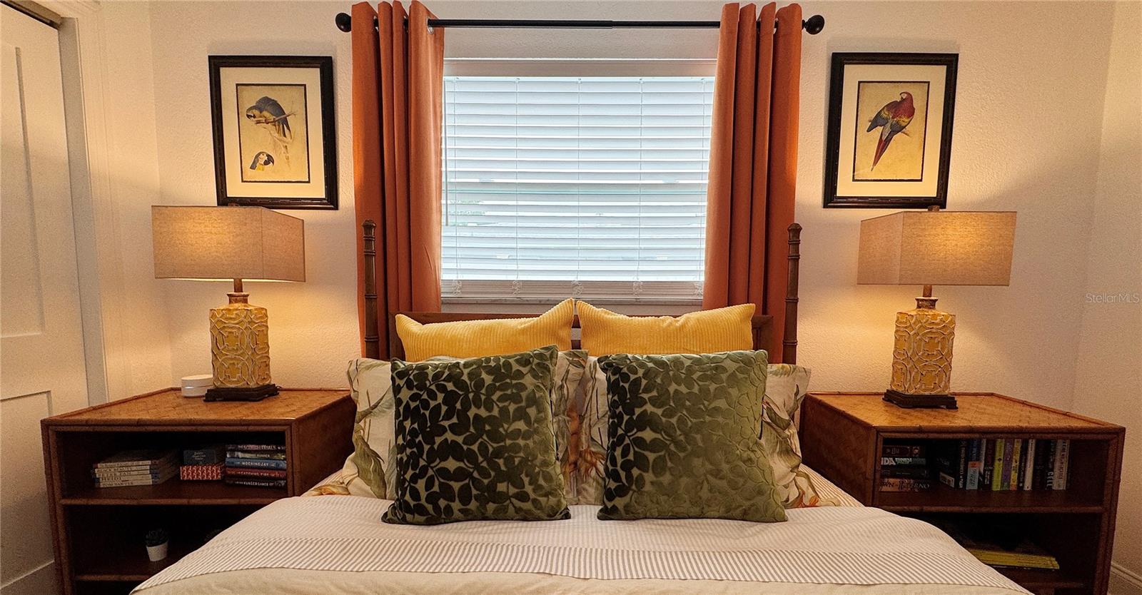 OVERLOOK DRIVE ESTATE - Residential