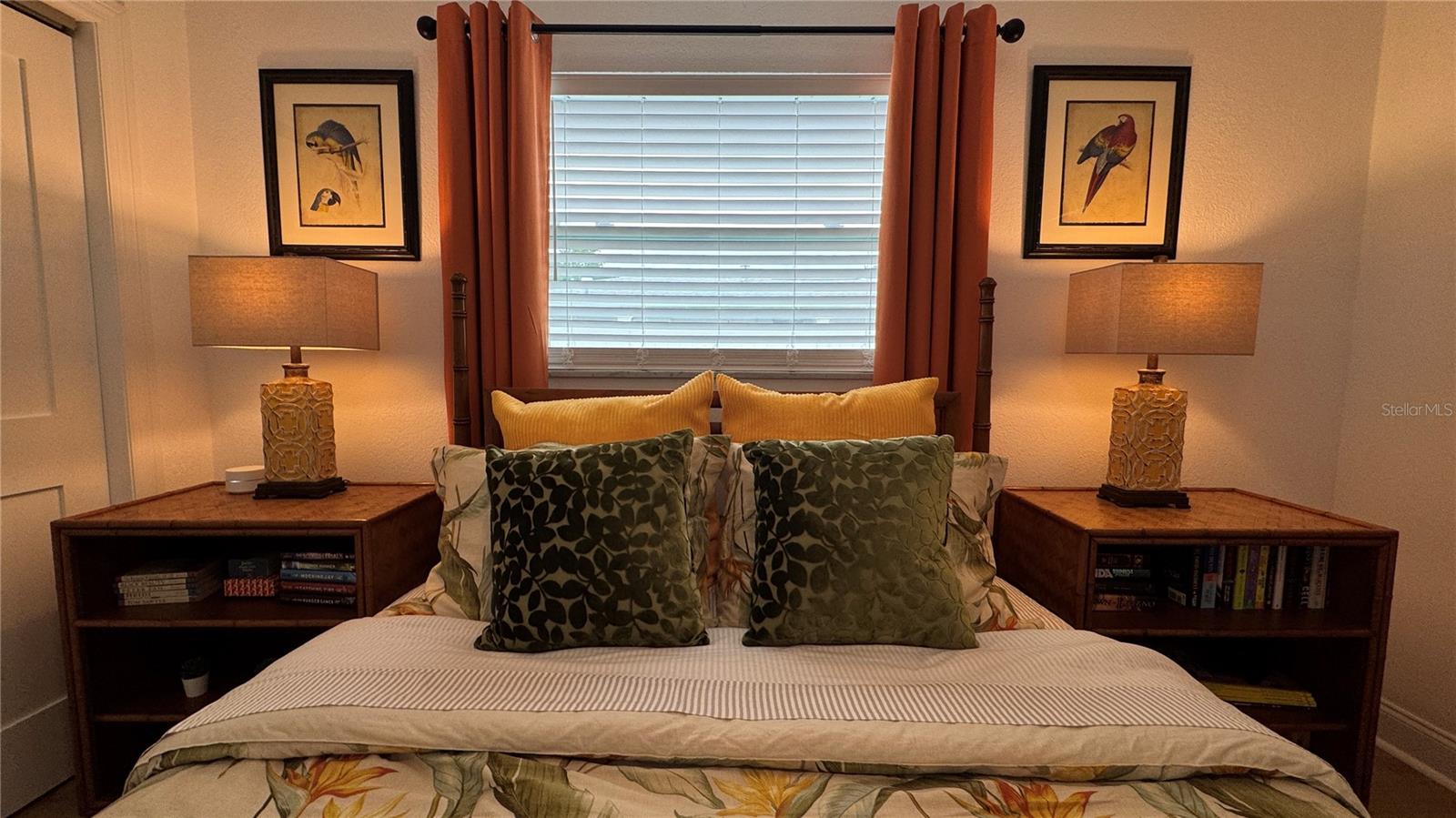 OVERLOOK DRIVE ESTATE - Residential