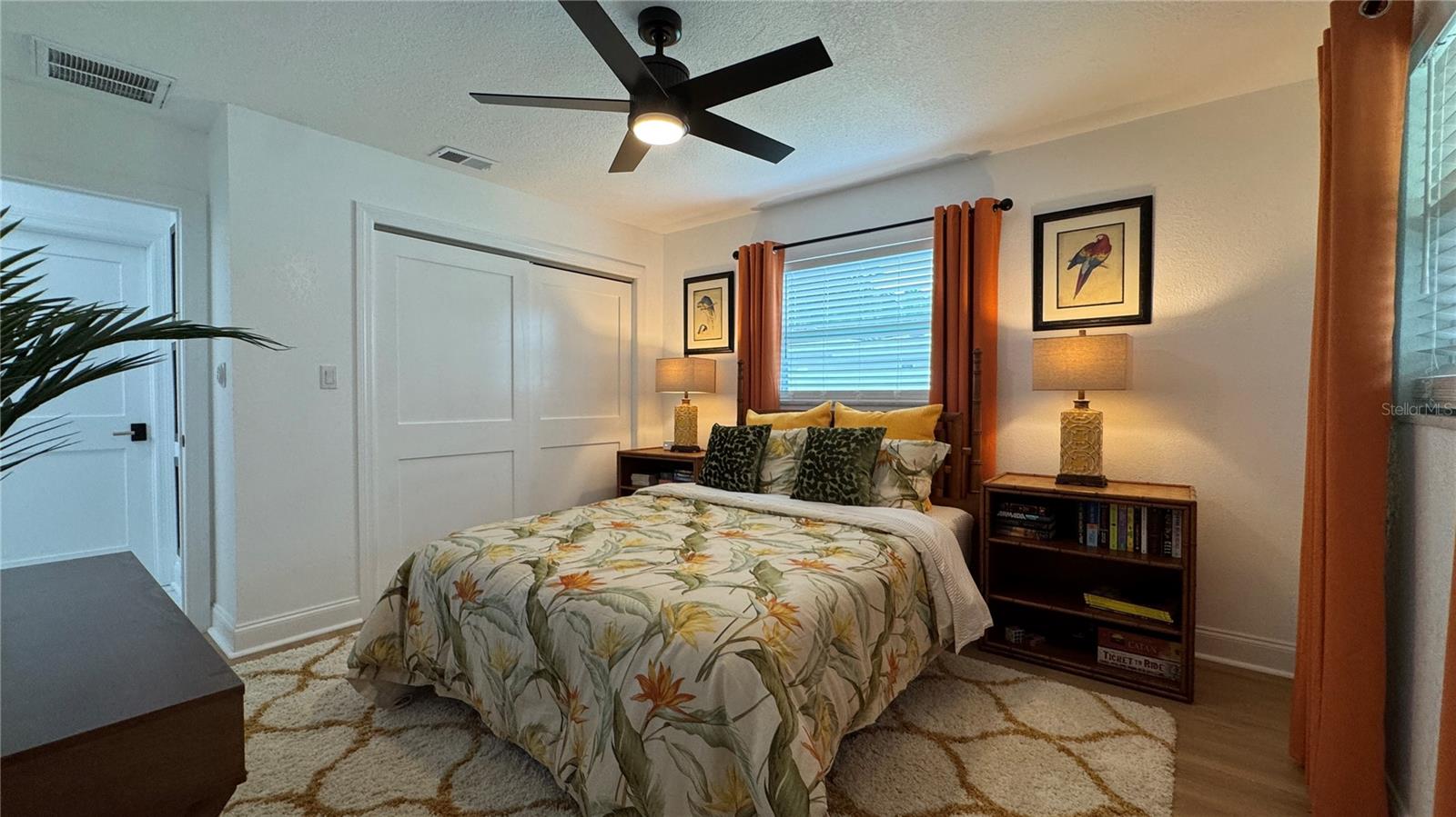 OVERLOOK DRIVE ESTATE - Residential