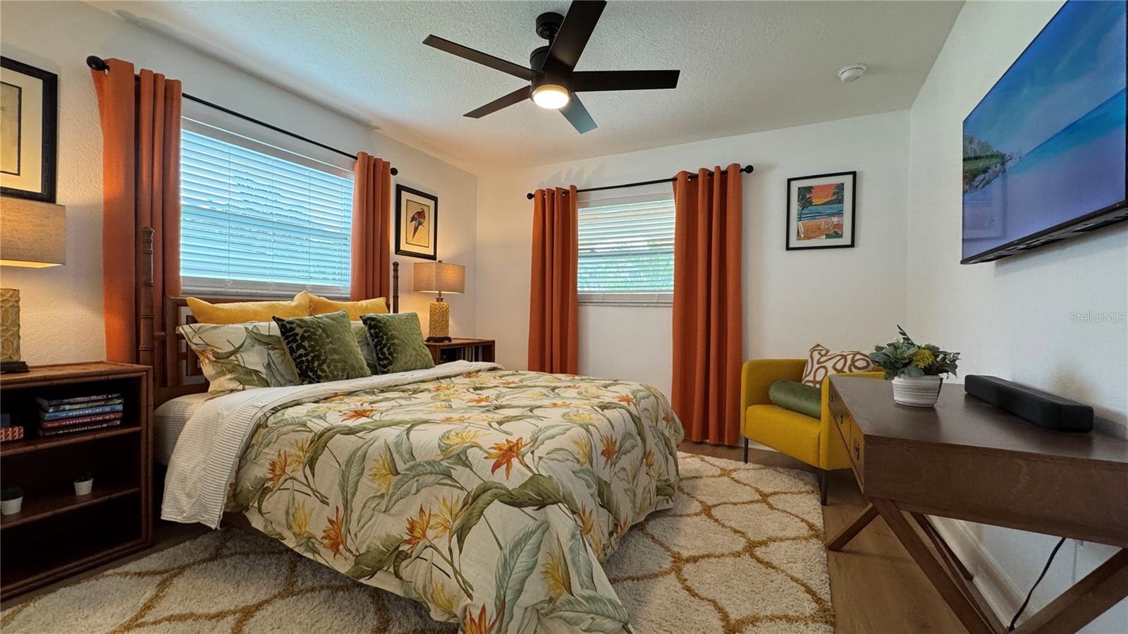 OVERLOOK DRIVE ESTATE - Residential