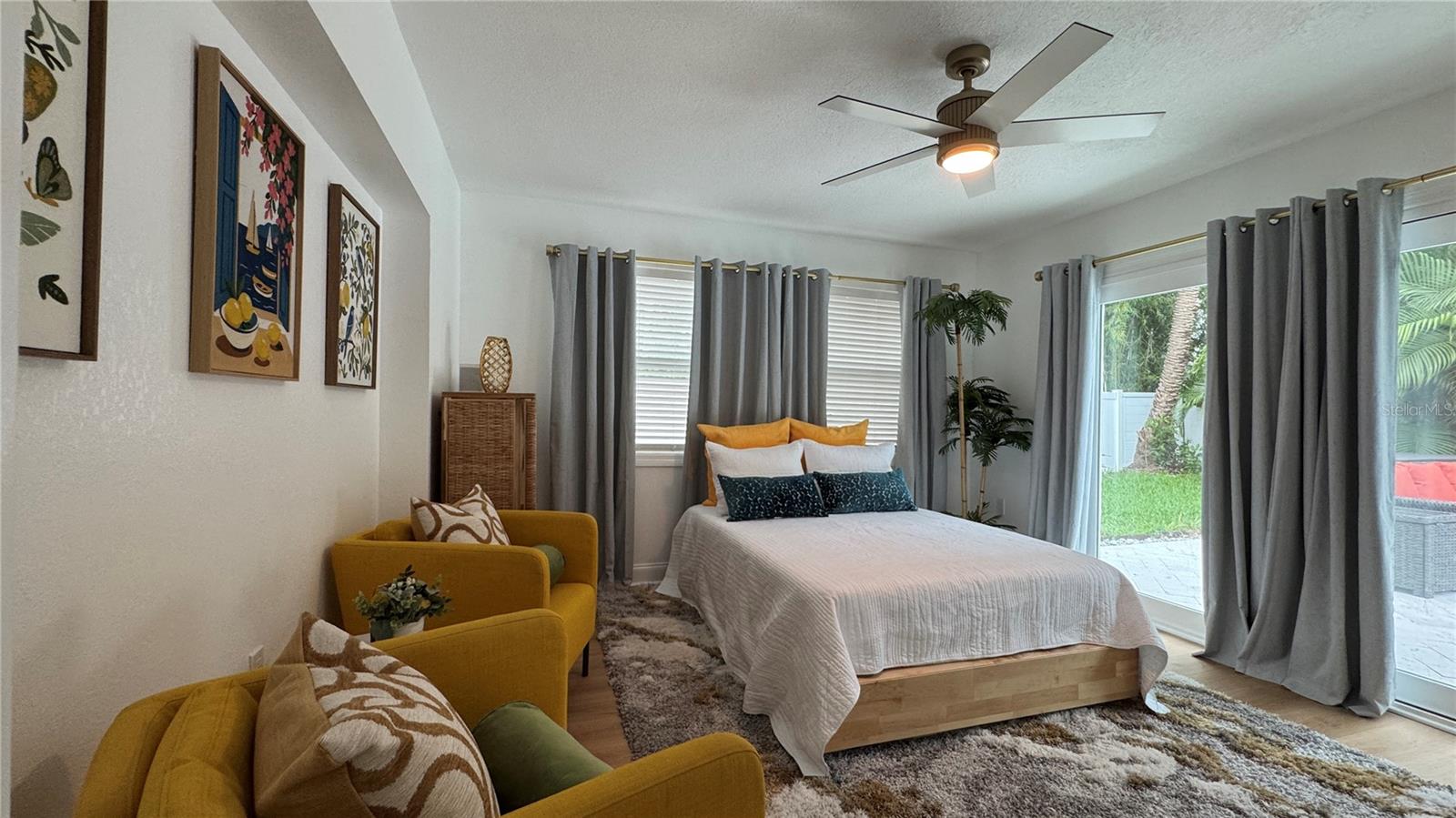 OVERLOOK DRIVE ESTATE - Residential