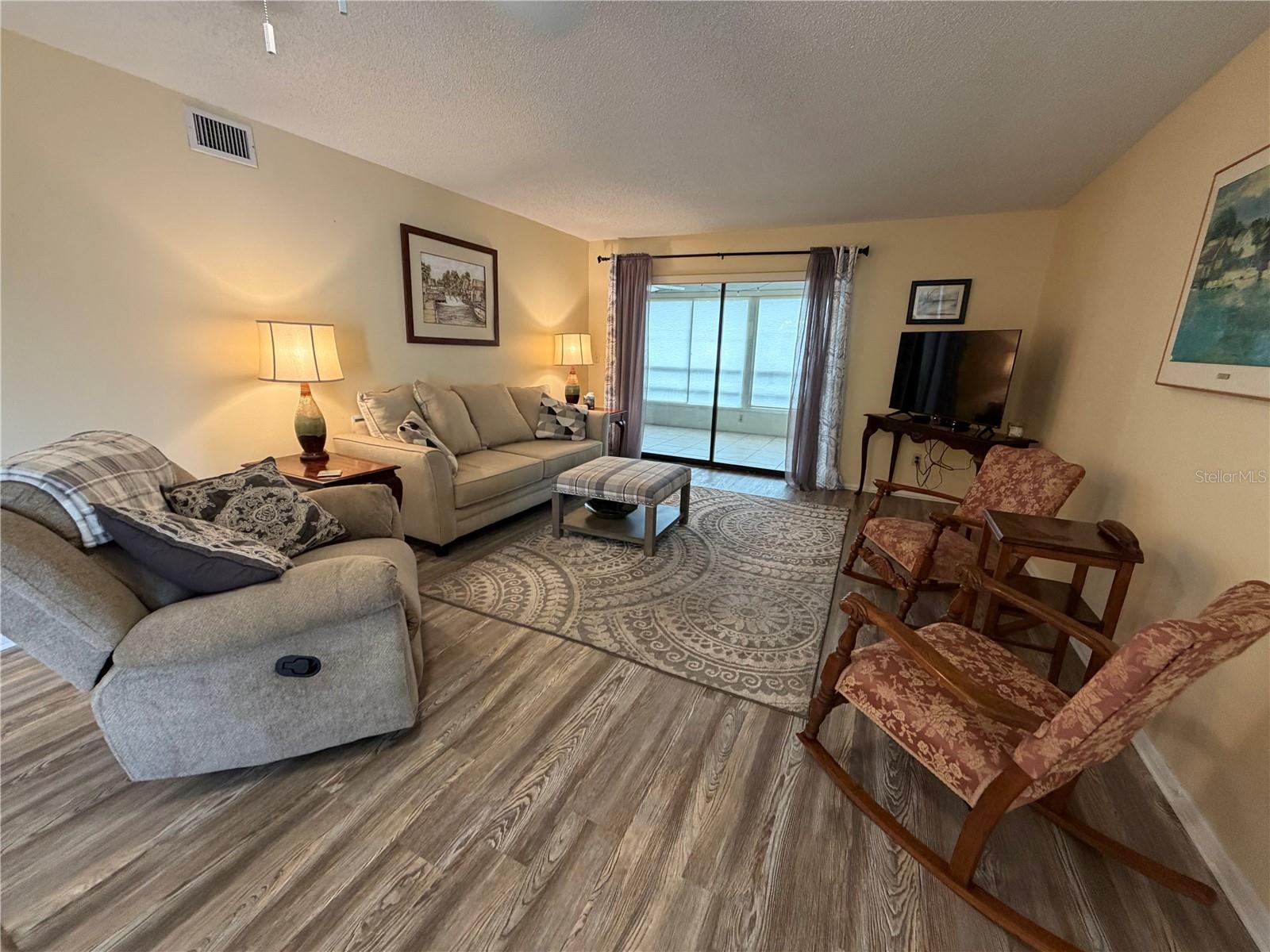 MORTON VILLAGE - Residential Lease