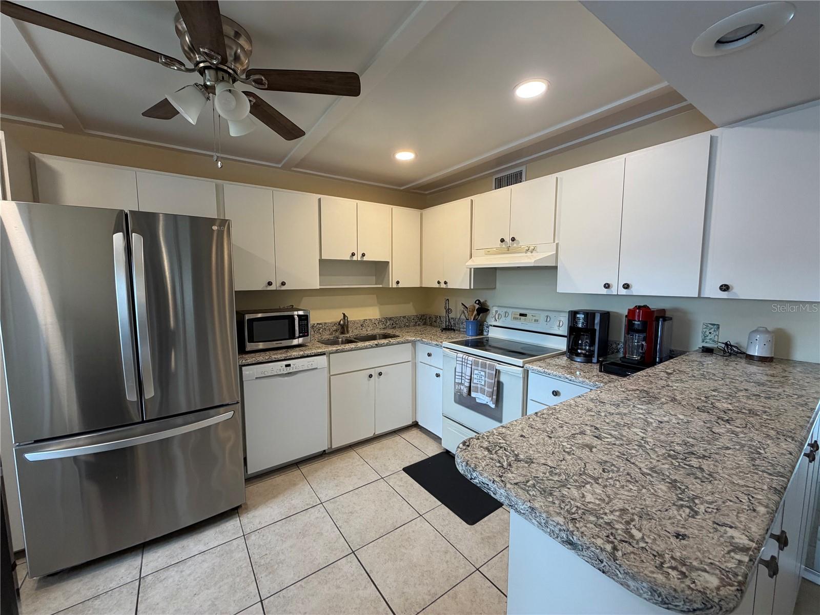 MORTON VILLAGE - Residential Lease