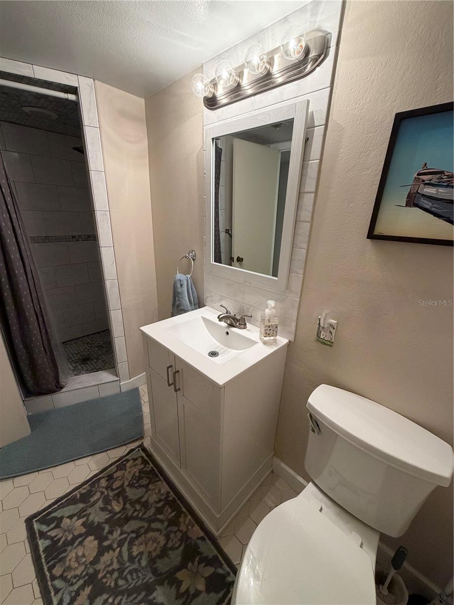 MORTON VILLAGE - Residential Lease