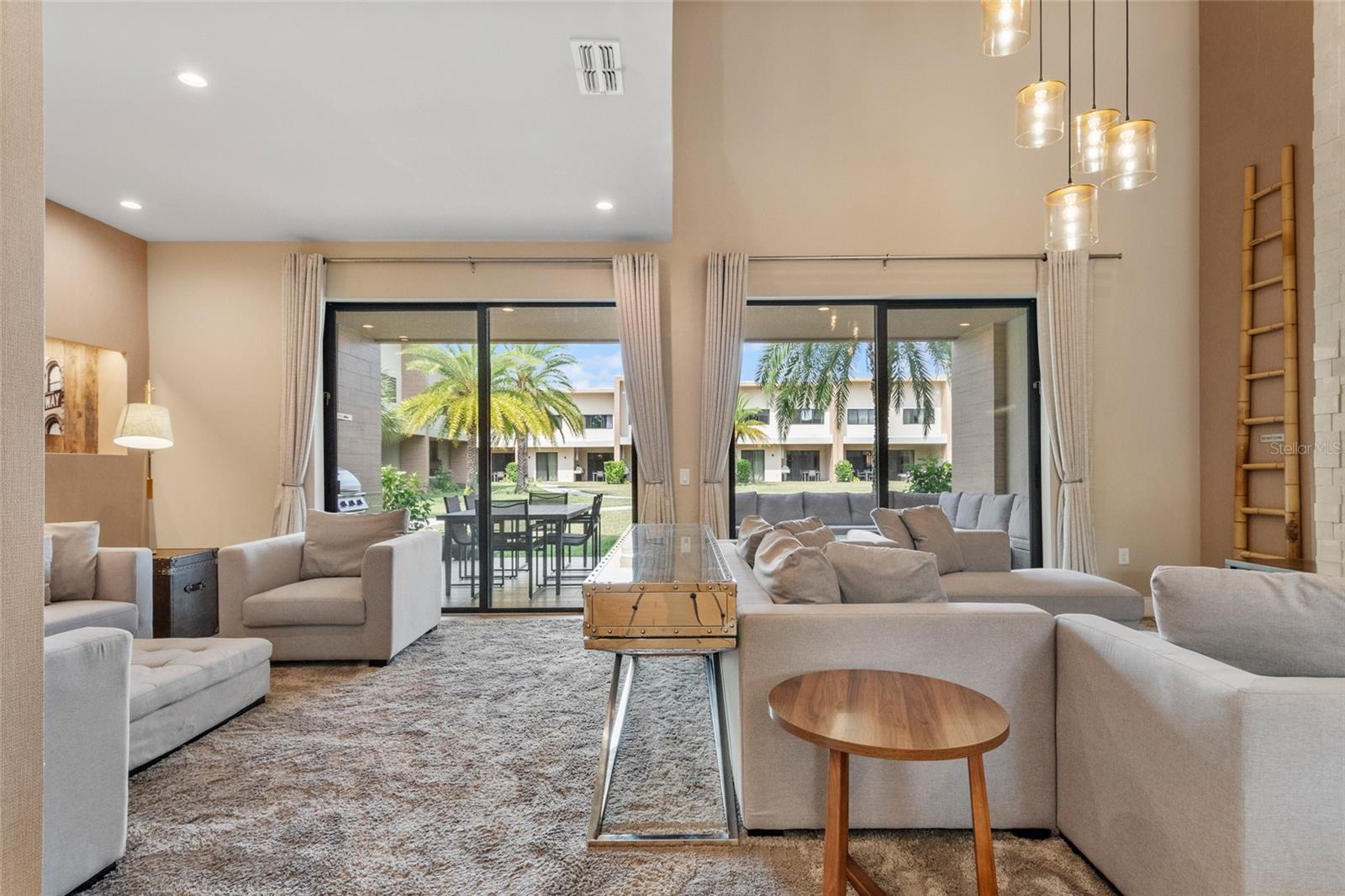 MAGIC VILLAGE RESORT - Residential Lease