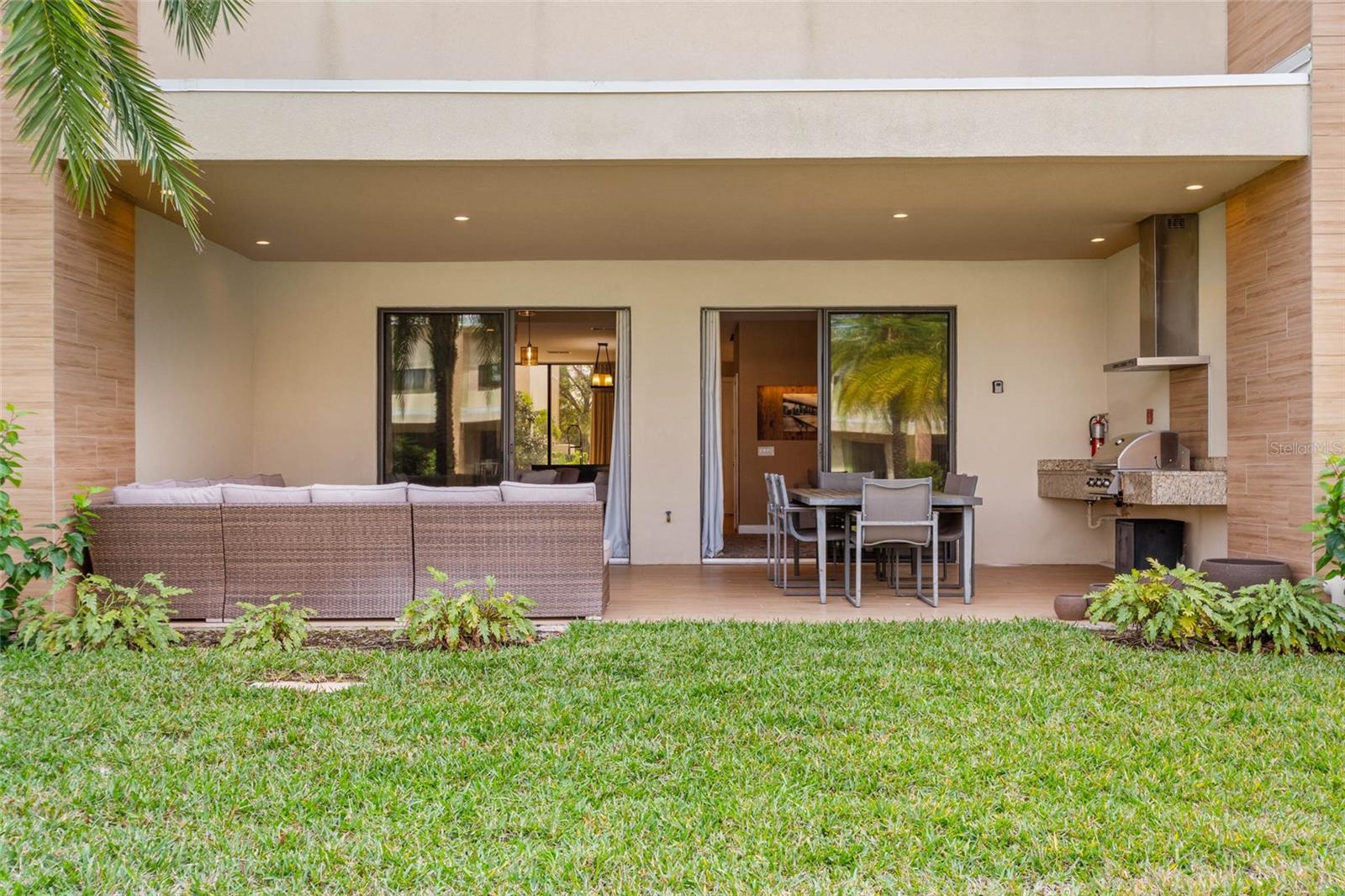 MAGIC VILLAGE RESORT - Residential Lease