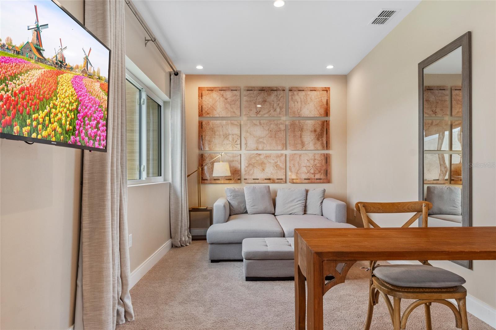 MAGIC VILLAGE RESORT - Residential Lease