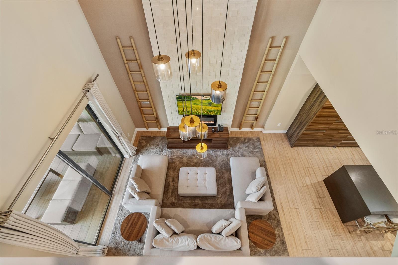 MAGIC VILLAGE RESORT - Residential Lease