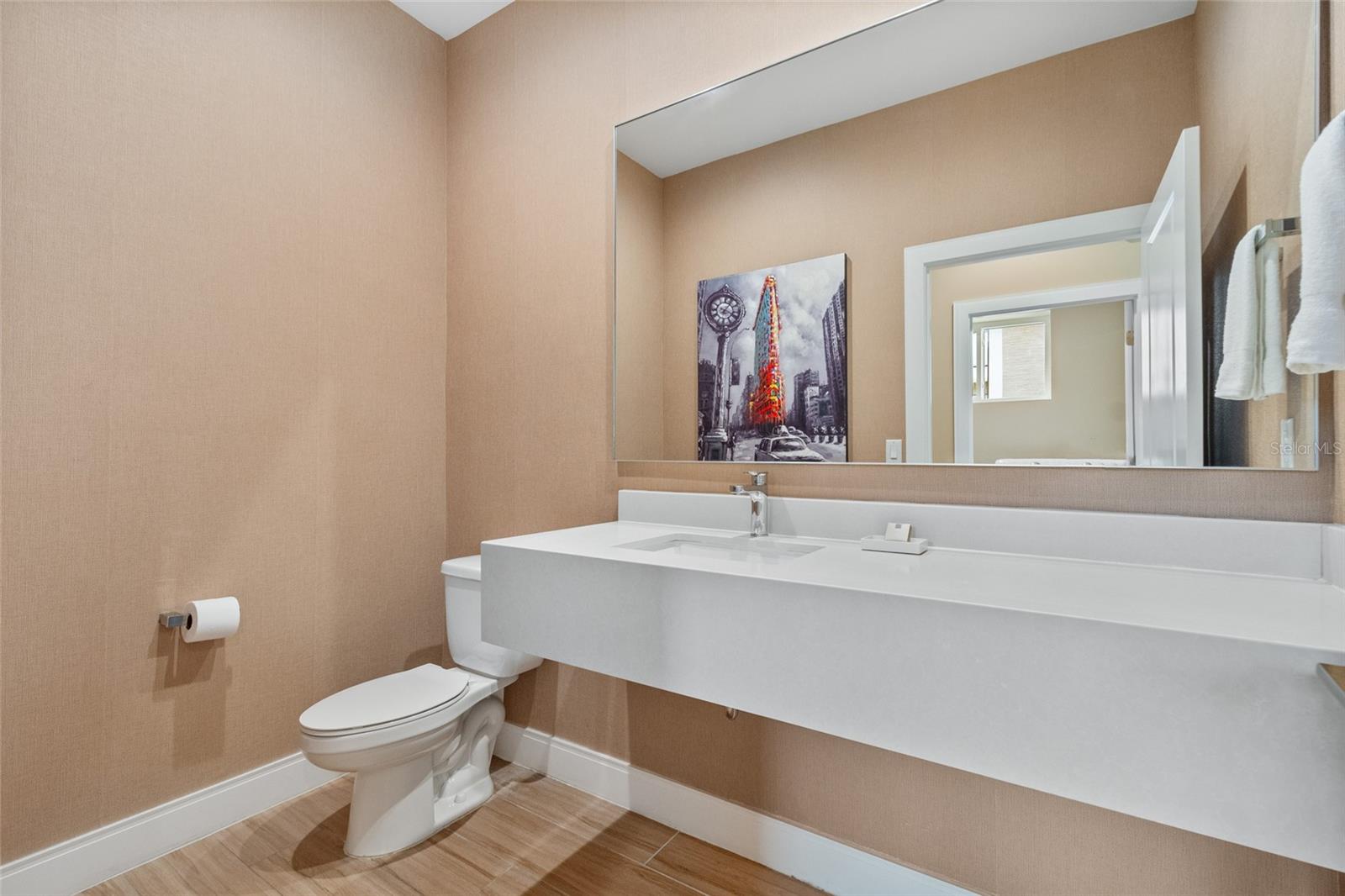 MAGIC VILLAGE RESORT - Residential Lease