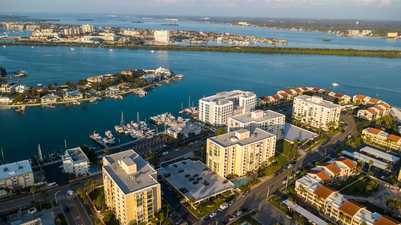 CLEARWATER POINT 8 TENNIS - Residential