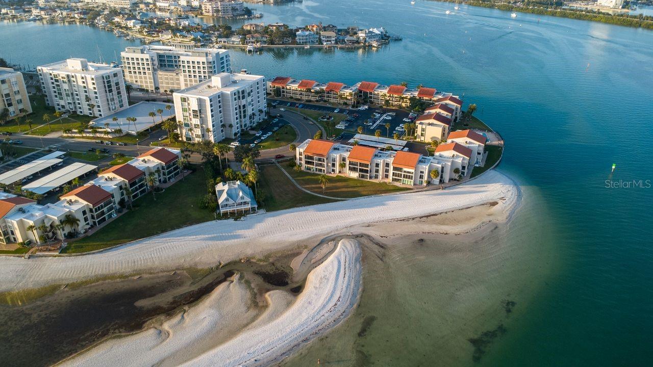 CLEARWATER POINT 8 TENNIS - Residential