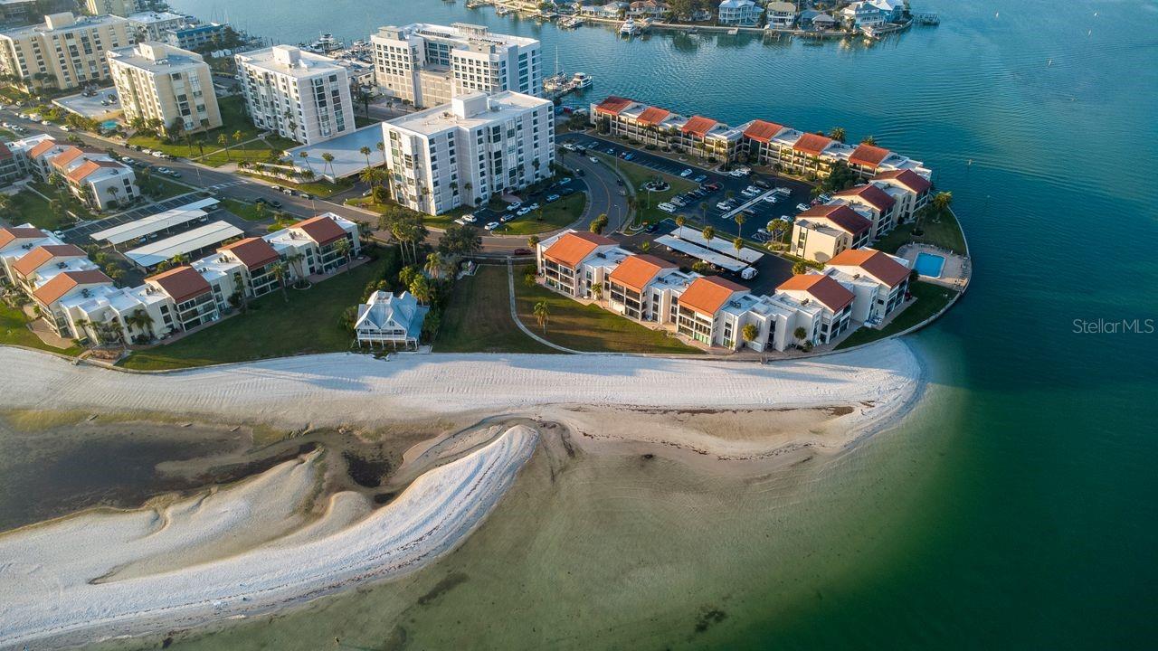 CLEARWATER POINT 8 TENNIS - Residential