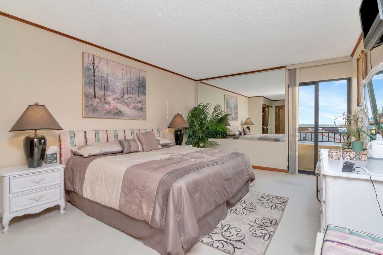 CLEARWATER POINT 8 TENNIS - Residential