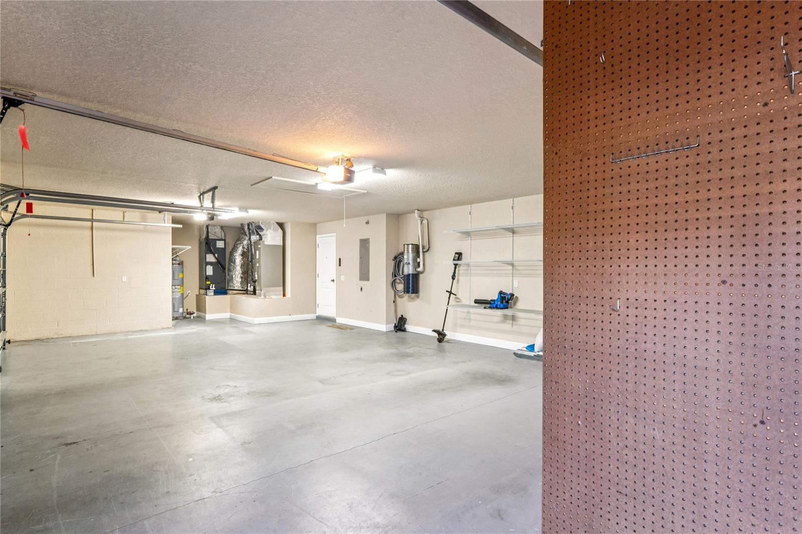 CYPRESS KNOLLS - Residential