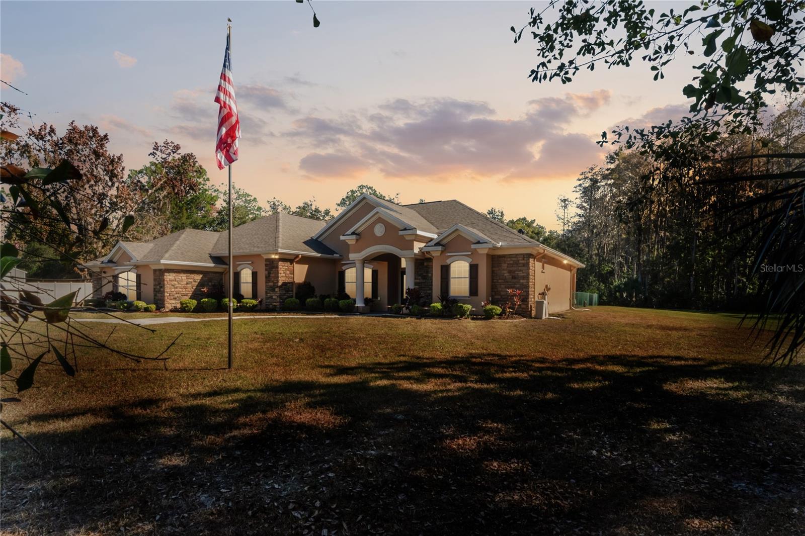 CYPRESS KNOLLS - Residential