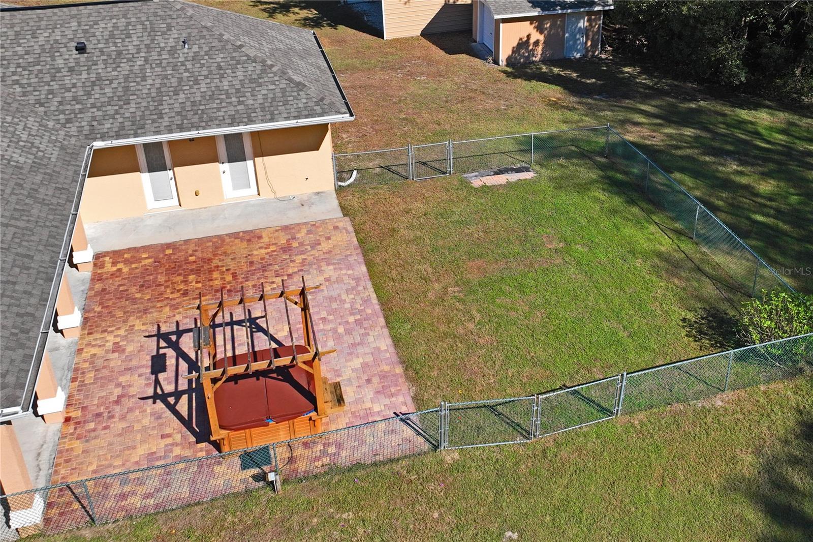 CYPRESS KNOLLS - Residential