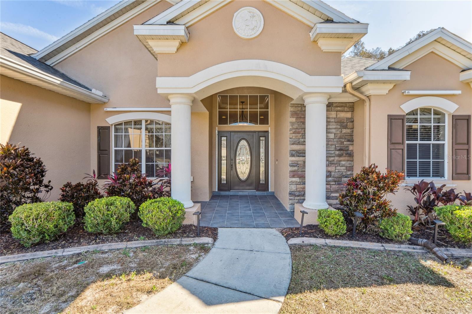 CYPRESS KNOLLS - Residential