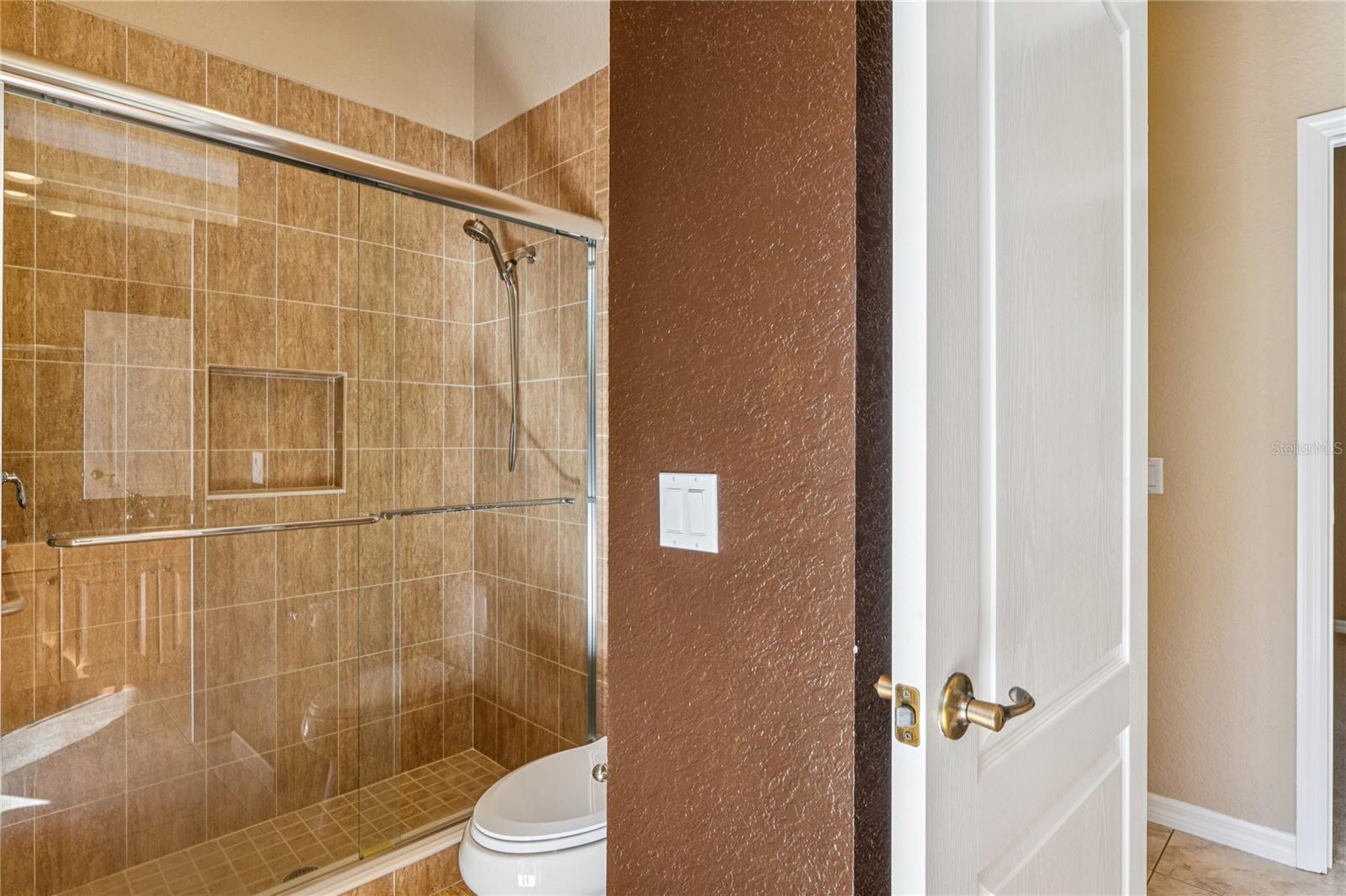 CYPRESS KNOLLS - Residential