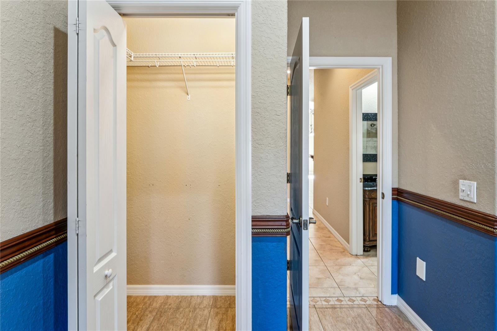 CYPRESS KNOLLS - Residential