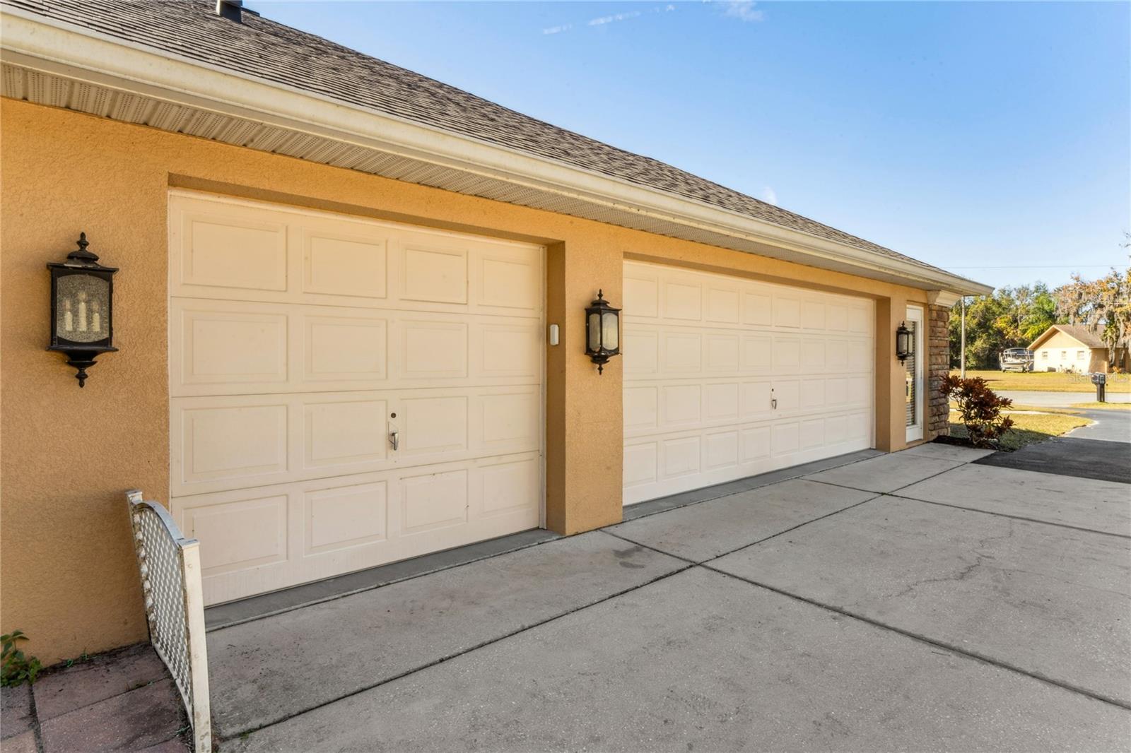 CYPRESS KNOLLS - Residential